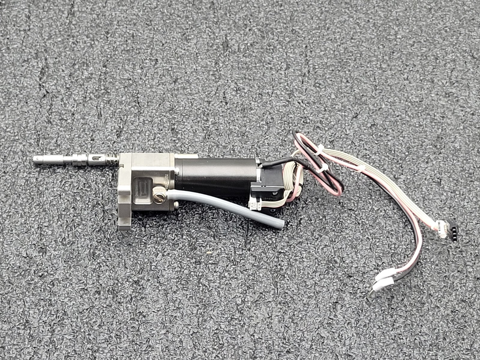 Maxon Motor 982935 Maxon Tacho 103935 Gearmotor w/ Tachometer