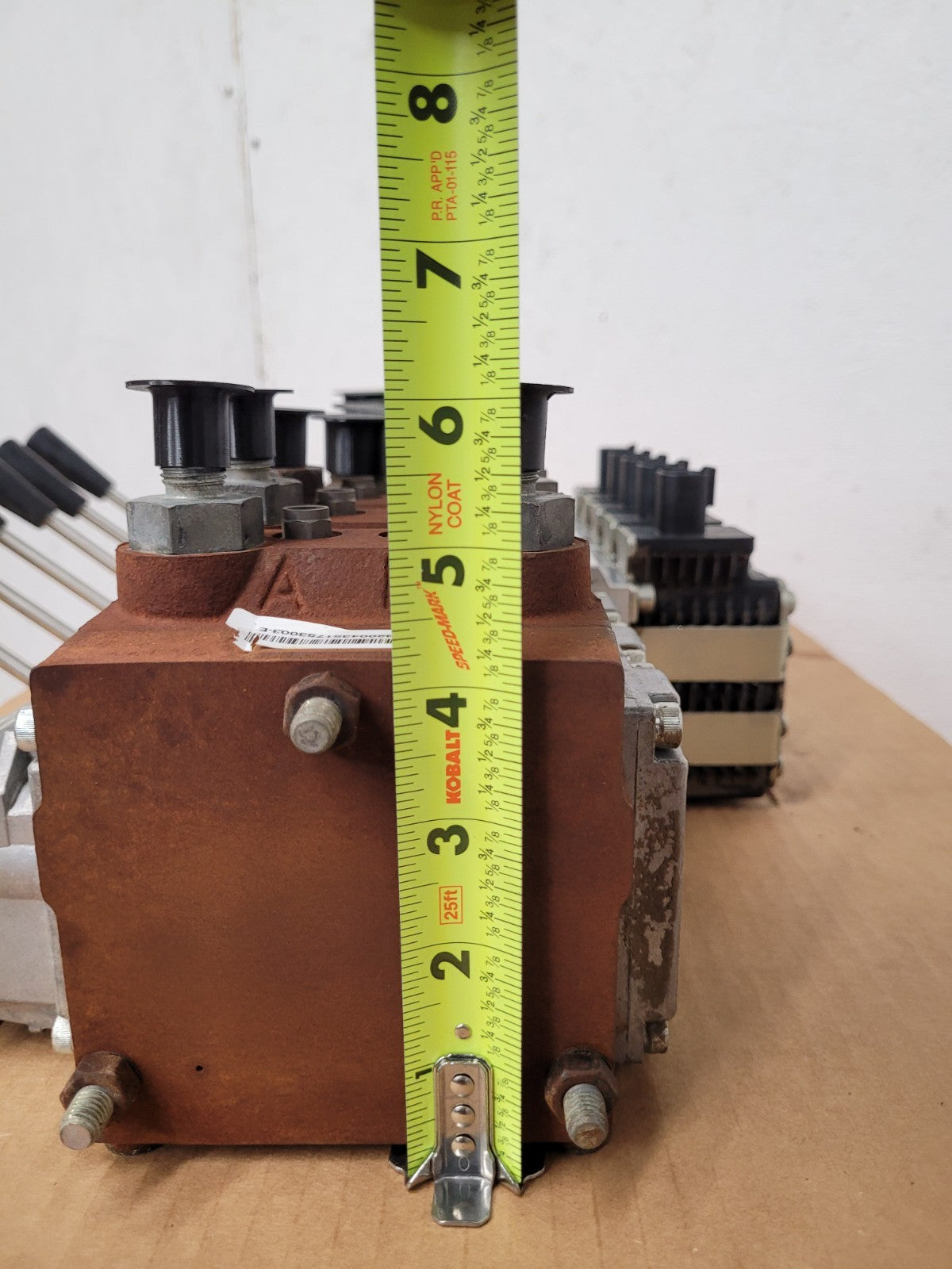 Danfoss HS159 PVG32 9x Hydraulic Valve Stack 5x 11177353 Proportional 3x Manual