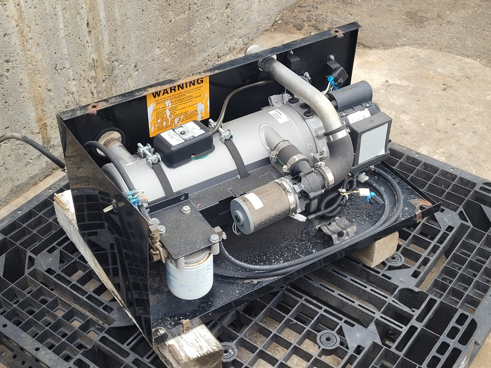 Webasto Spheros Arctic Fox DBW 300 Diesel Heater 30 kW 12VDC 100W +Cover [D3]