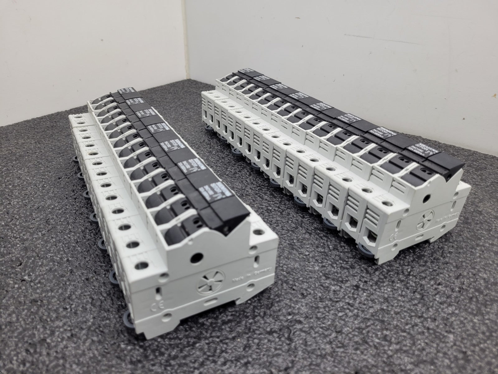 Lot of 15x SIEMENS SITOR Double Fuse Hoder DIN 3NC1092 AC-22B 50-60Hz 32A 400V