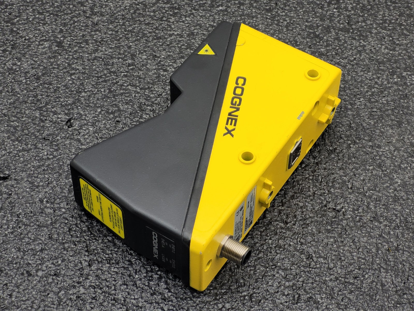 Cognex DS1100 Laser Displacement Sensor 825-0382-1R 821-0088-1R