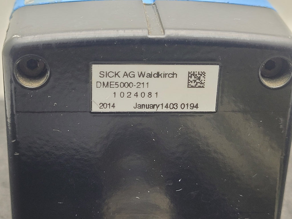 SICK AG Waldkirch DME5000-211 150M Long Range Distance Sensor Meter Red Laser