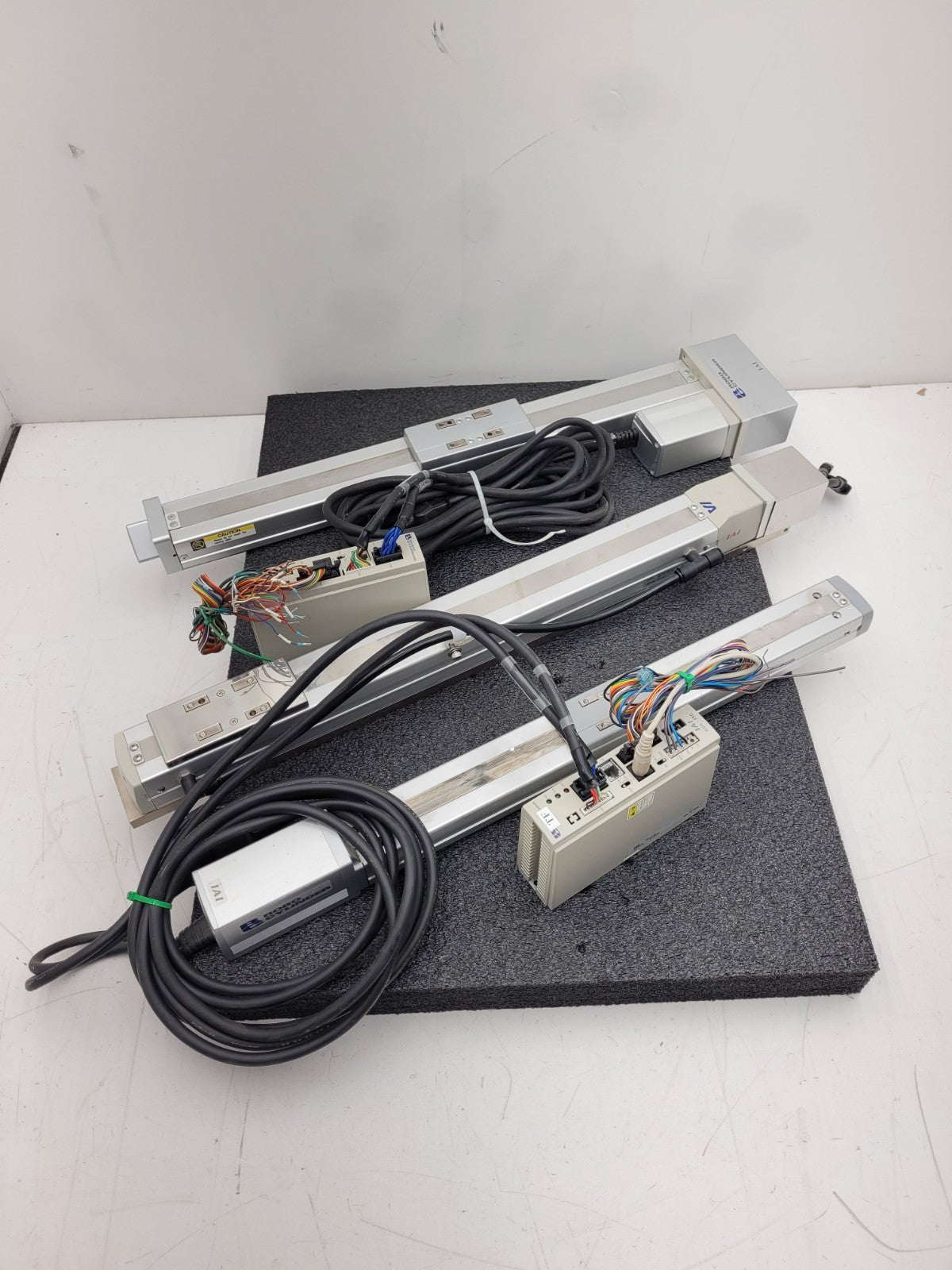 IAI RCS-SMR-I-100-H-1000-M-R Robo Cylinder 300mm 450mm Stroke Linear Actuator C