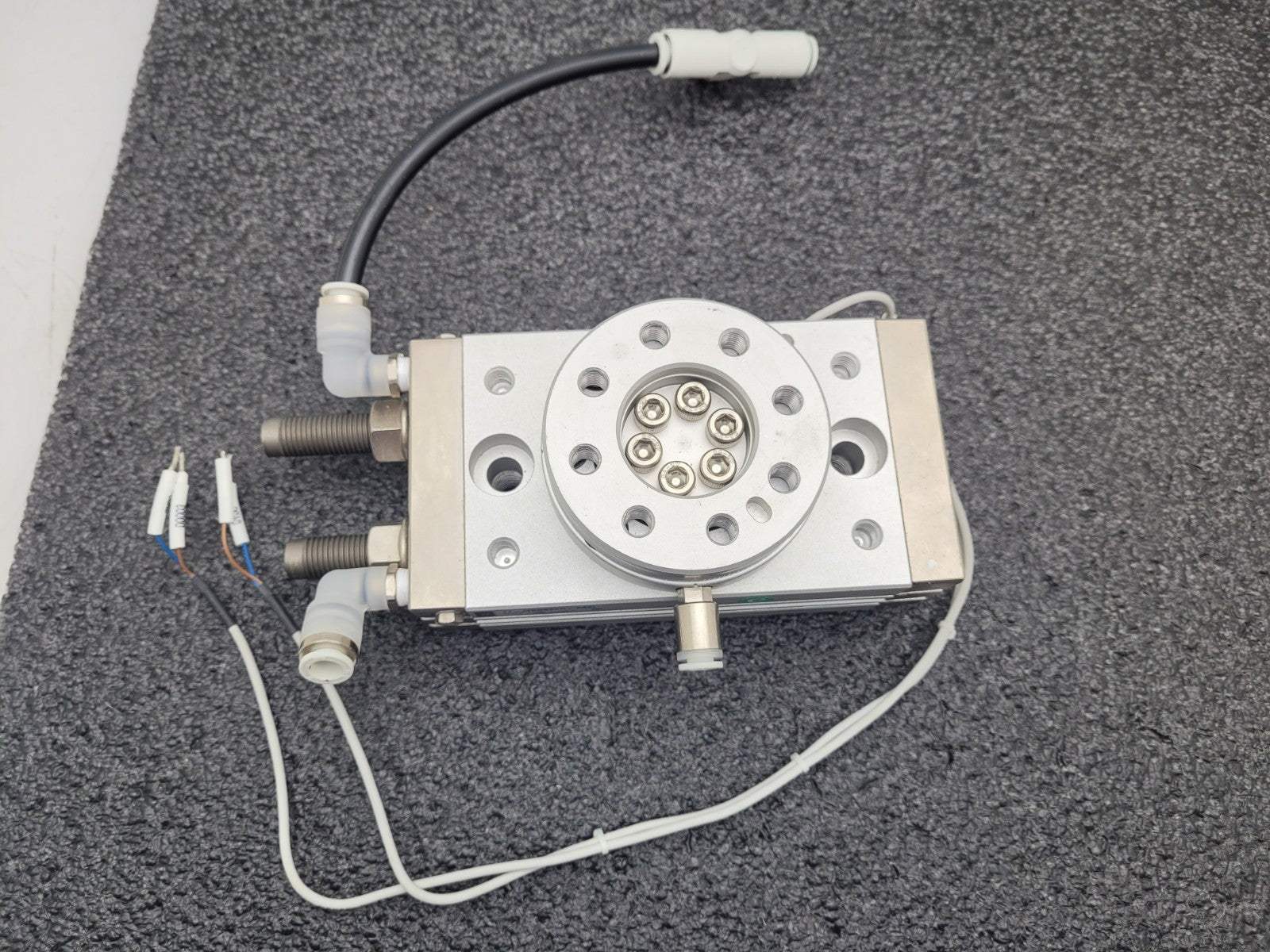 SMC 11-MSQB50R Pneumatic Rotary Actuator Table w/ 2x D-A93 Autoswitches Sensors