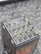 Siemens Relay LZX: PT570024 6/24VDC Coil Siemens Simirel PT78704 DIN Rail Base