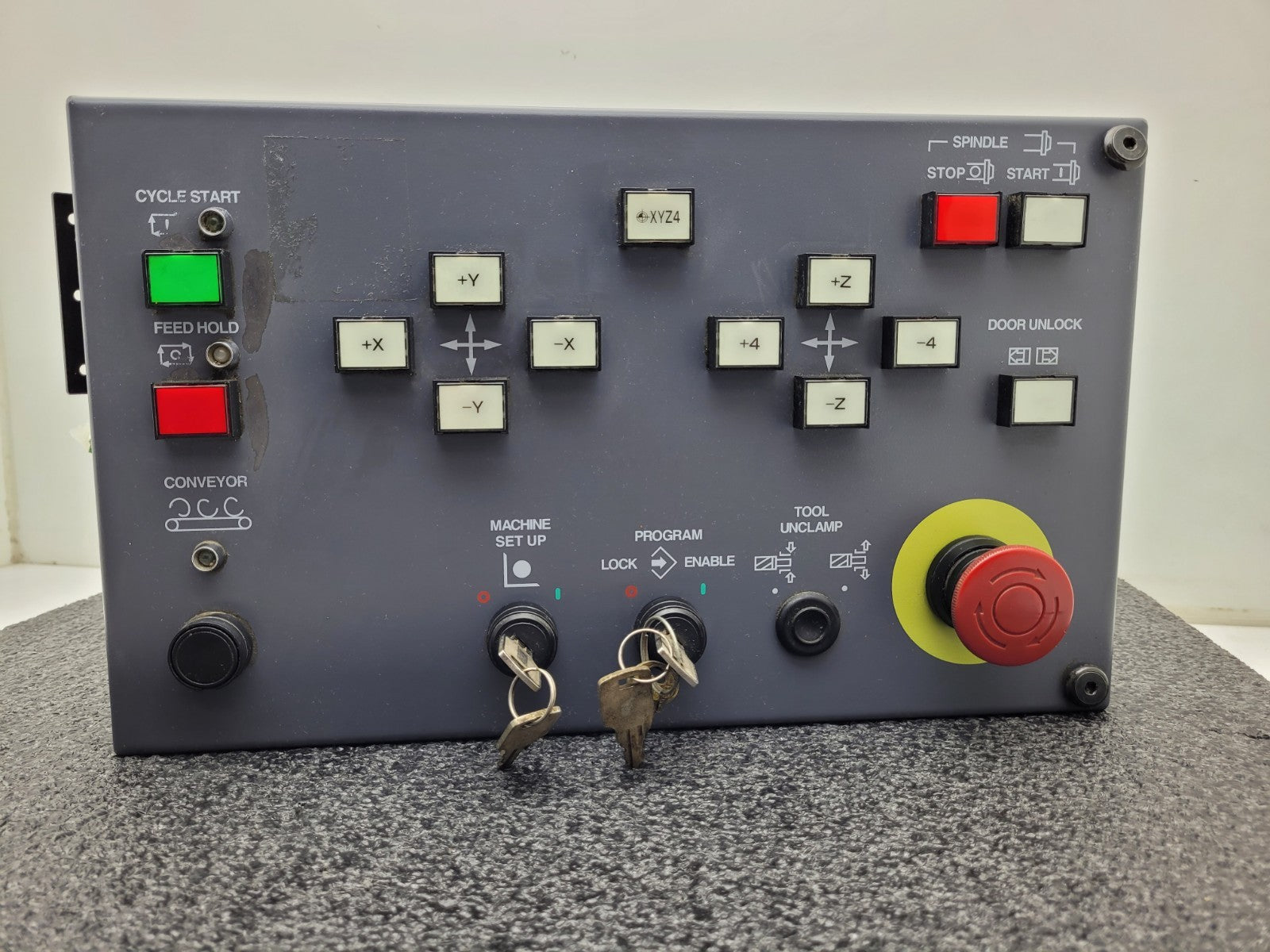 Idec Izumi ZY1C-SS3153 Mitsubishi Pushbutton CNC Machine Control Panel