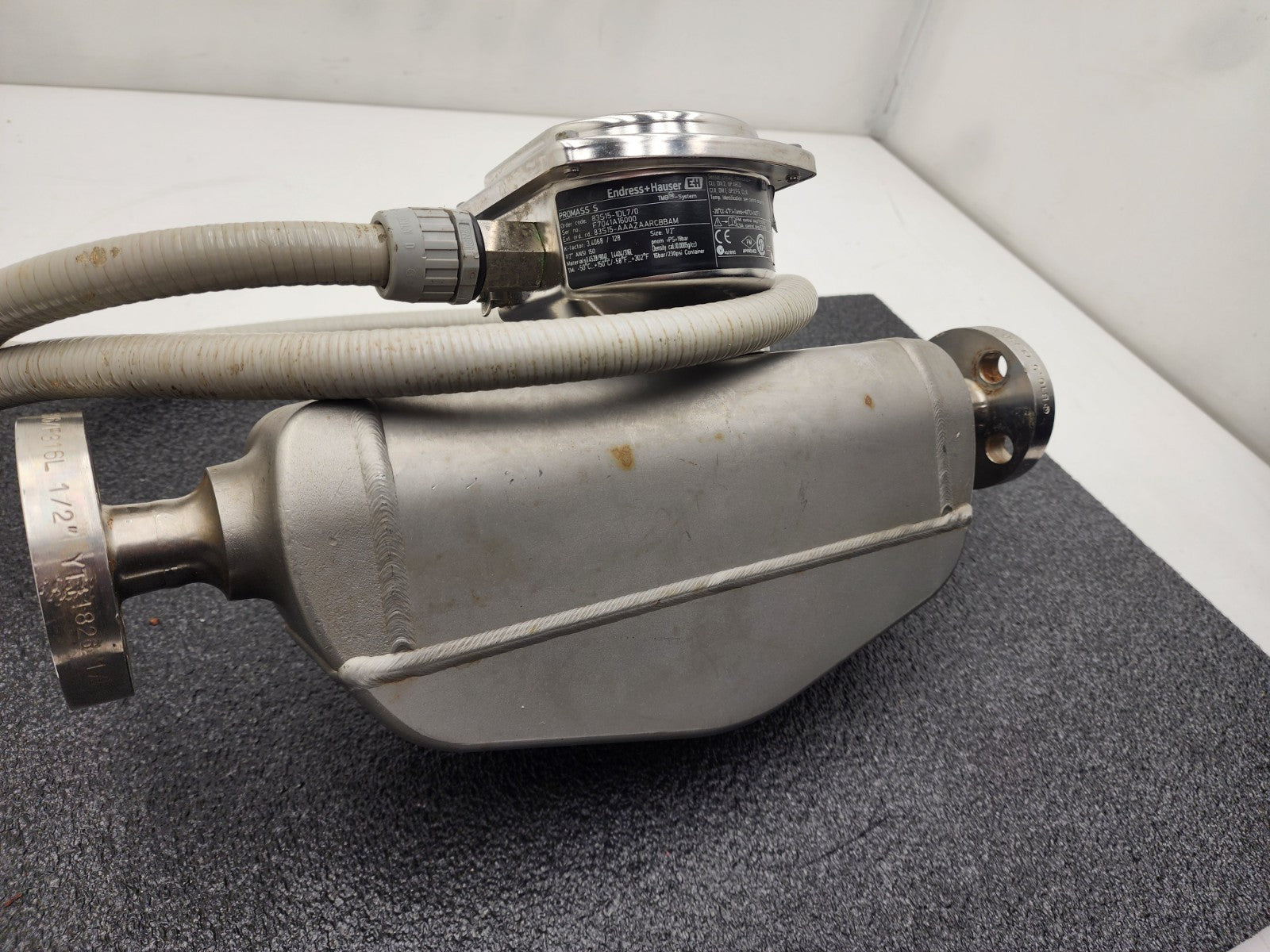 Endress+Hauser PROMASS S Mass Flowmeter 83S15-1DL7/0 Flow Controller Sensor 1/2"