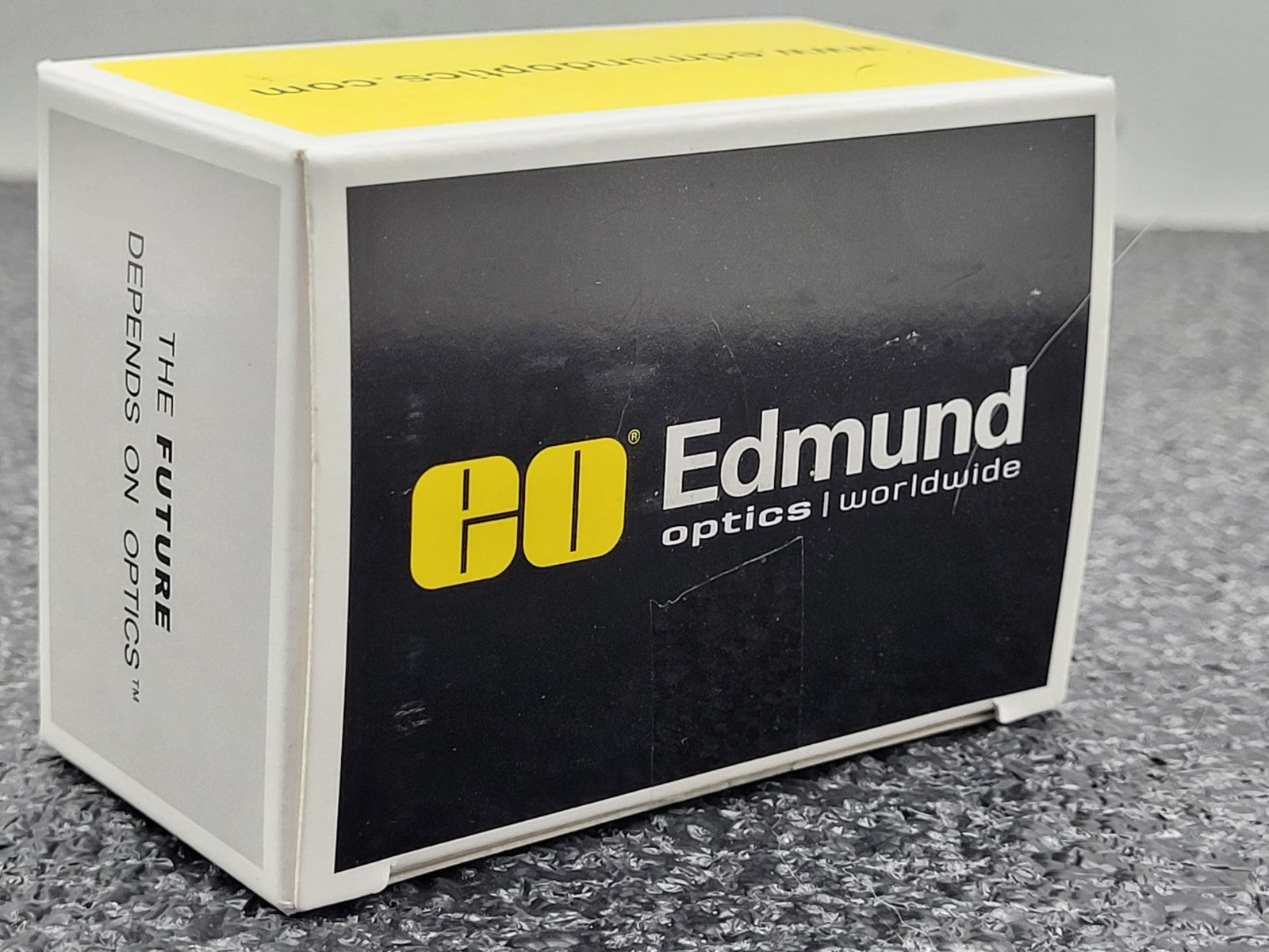 Edmund Optics LEC-CFF12-F8  C-Mount Machine Vision Lens [B] 114-1498R 12mm