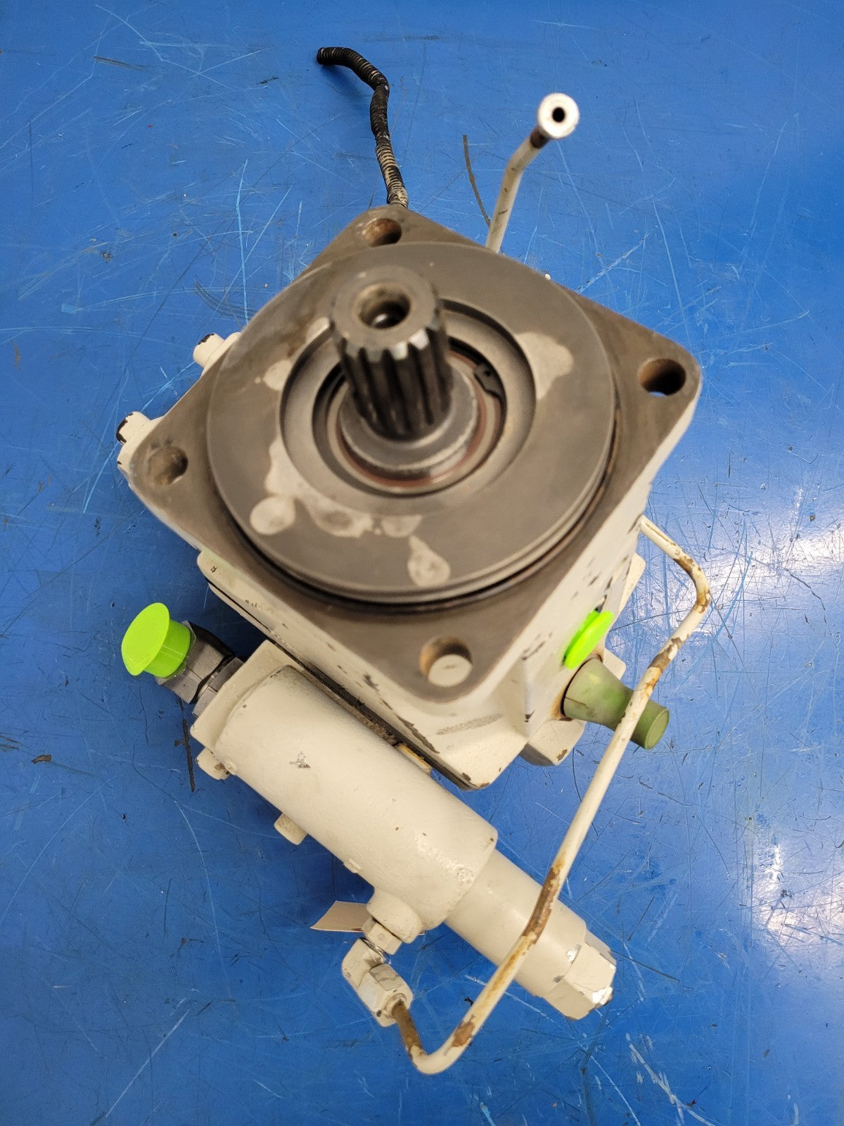 Tulsa Winch Load Holding Brake Crane 14 Spline Hydraulic 11006474 GJL-200 [B]