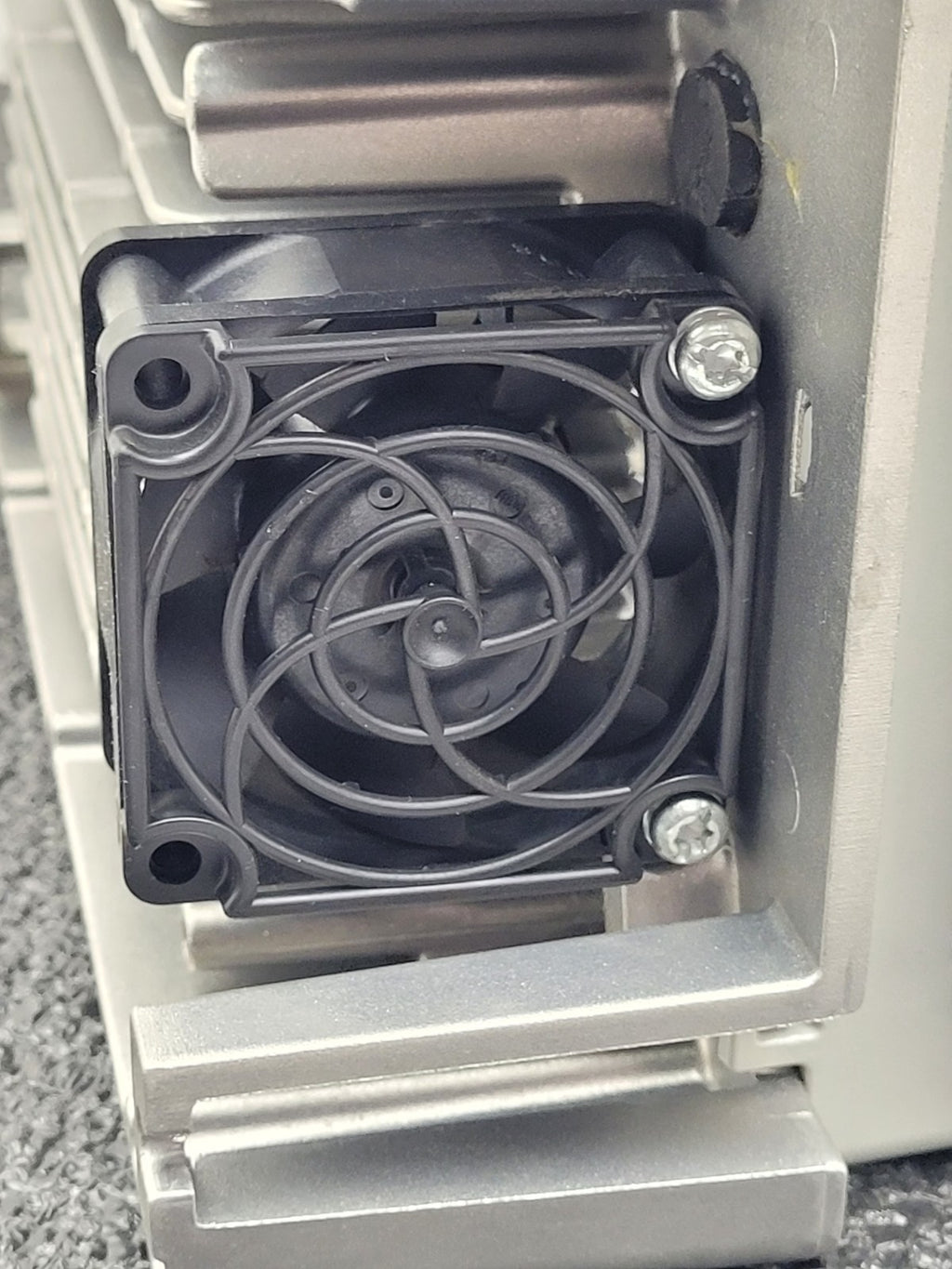 Allen Bradley 20AD8P0A0AYNANC0 Ser A PowerFlex 70 400V 3-Phase 8.7A 4kW AC Drive