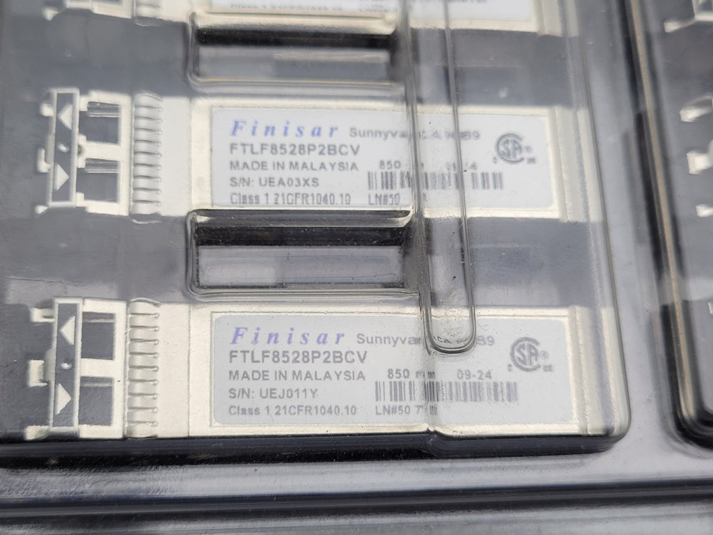 Lot of 38 Finisar FTLF8528P2BCV  850nm 8.5Gb SFP Transceiver Module