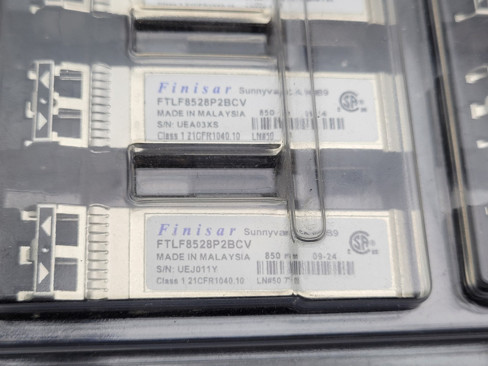 Lot of 38 Finisar FTLF8528P2BCV  850nm 8.5Gb SFP Transceiver Module