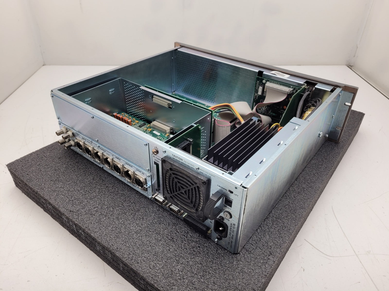 Orban Optimod-FM 8400 8400/HD/FM Broadcast Audio Processor No Display Output