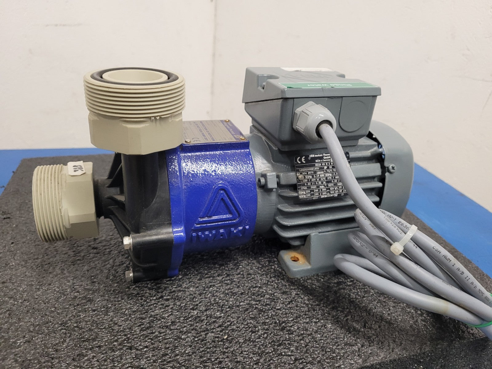 Iwaki Magnet Drive Pump MX-70VM 480VAC 90l/min Nice and Clean Inside