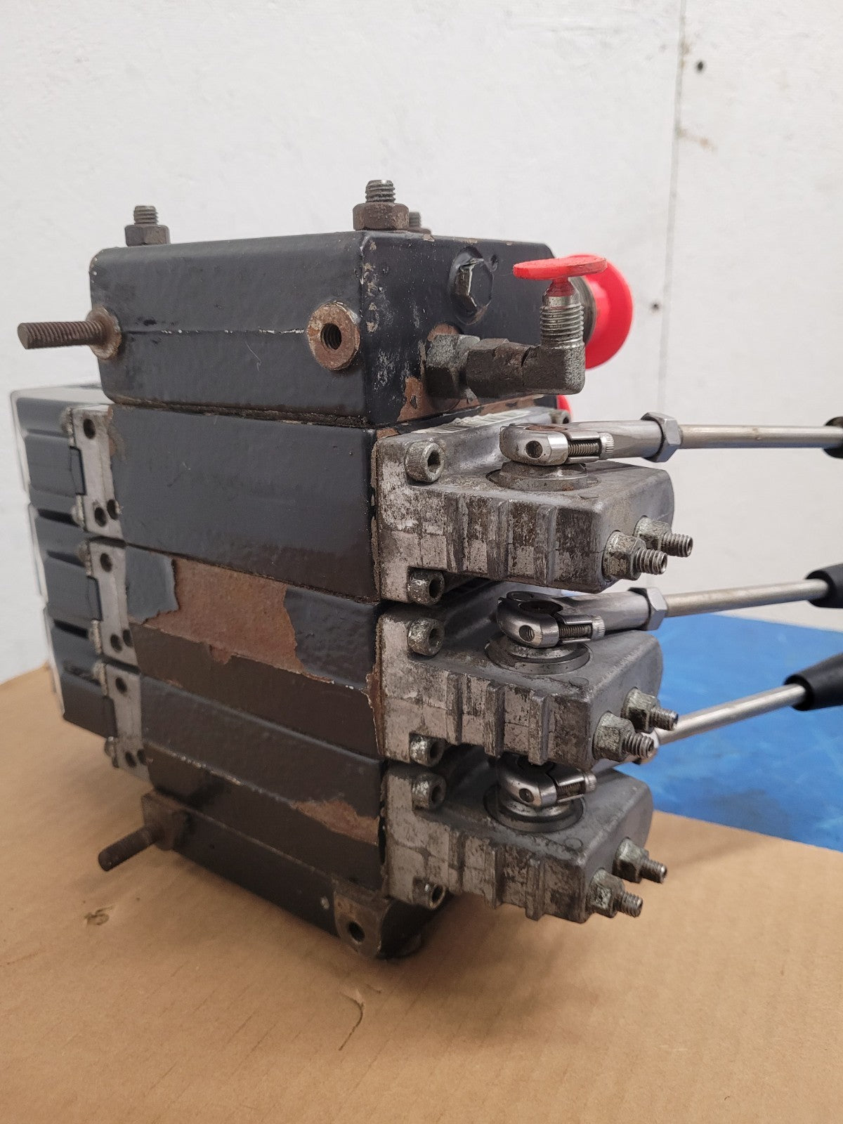 Danfoss PVG32 Proportional Manual Hydraulic 3 Valve Stack Radiometric 157B4093
