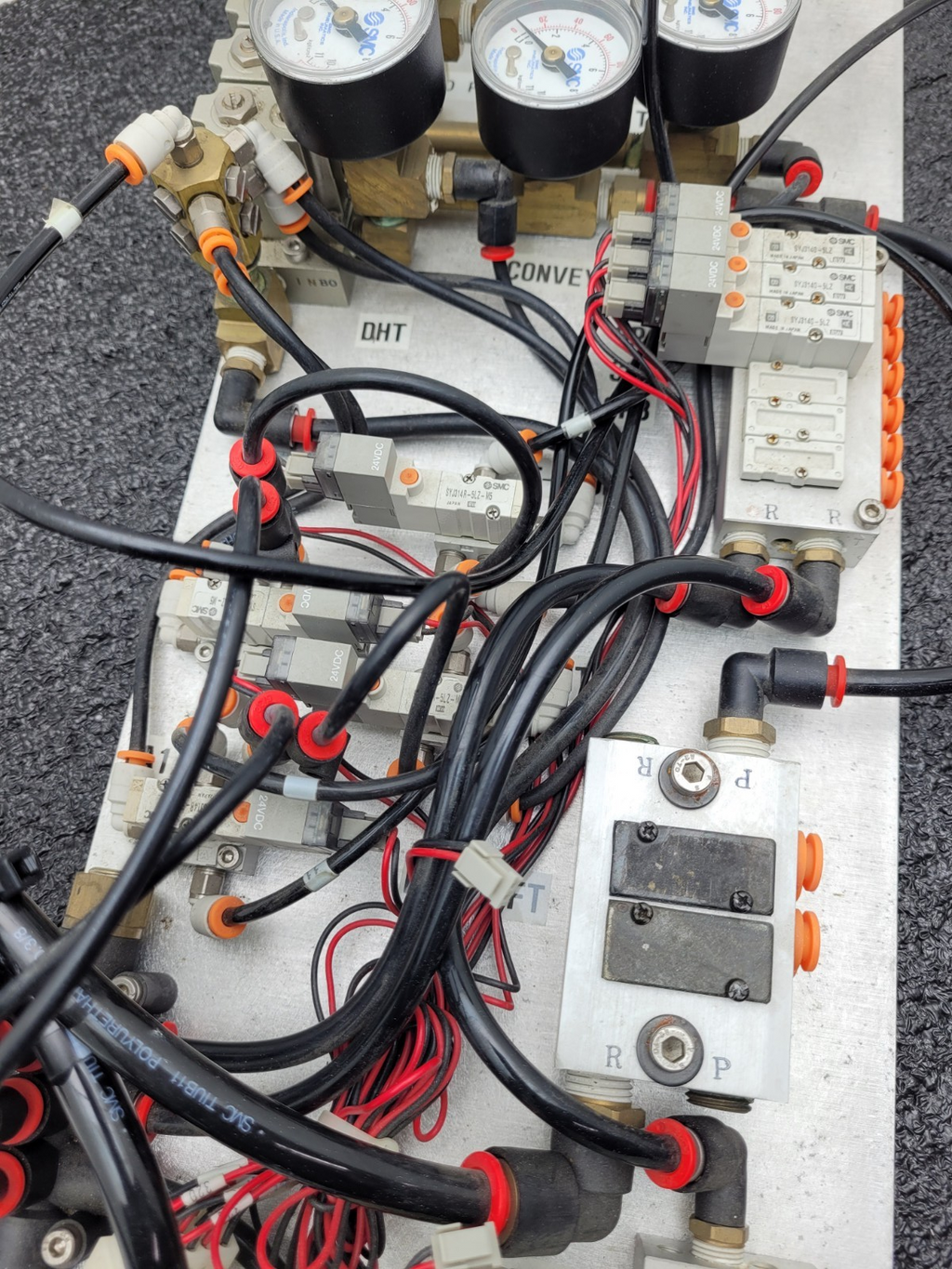 SMC SYJ3140-5LZ  SYJ314R-5LZ-M5 Pneumatic Solenoid Valve Lot Regulator Air Board