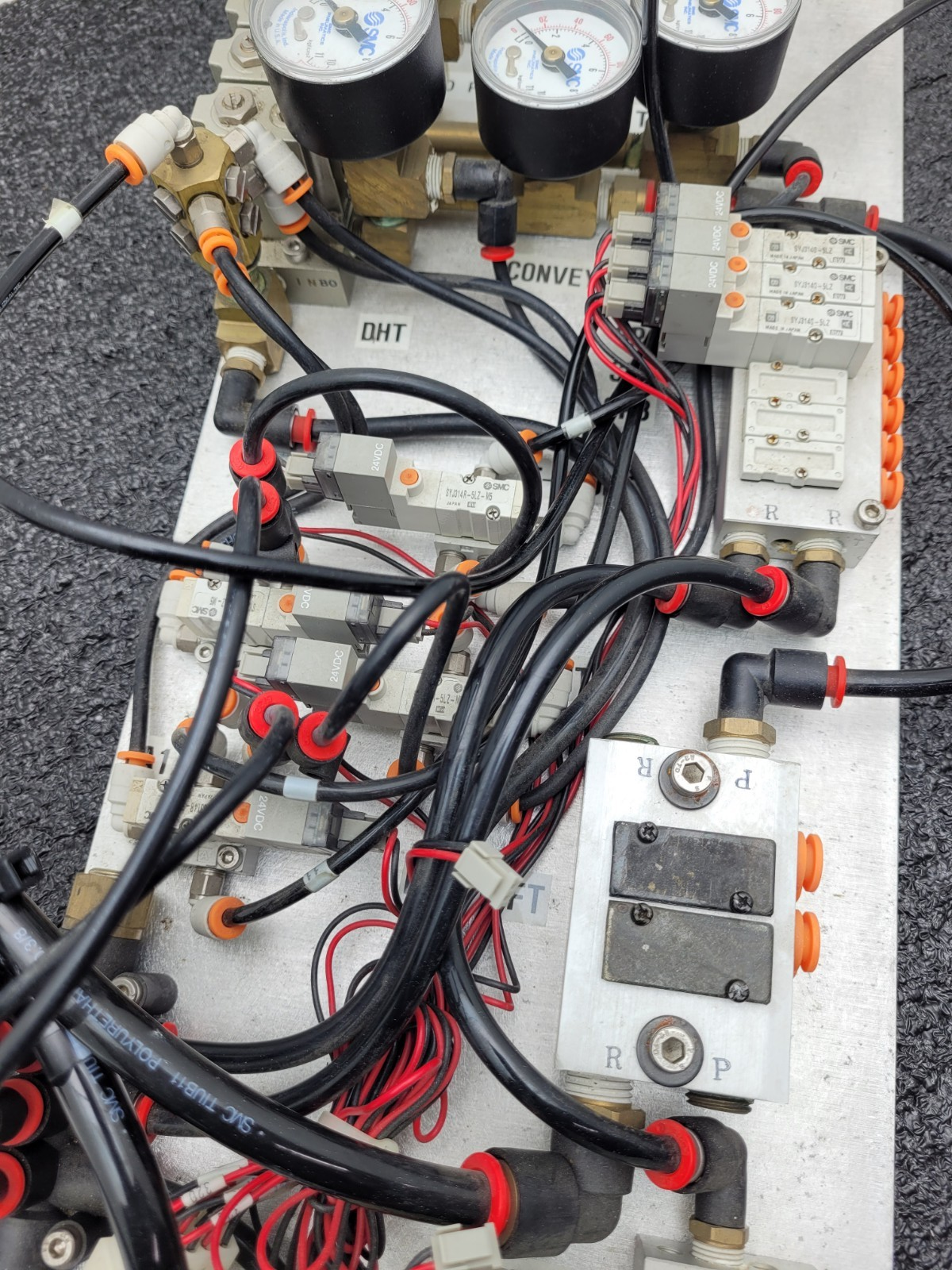 SMC SYJ3140-5LZ  SYJ314R-5LZ-M5 Pneumatic Solenoid Valve Lot Regulator Air Board