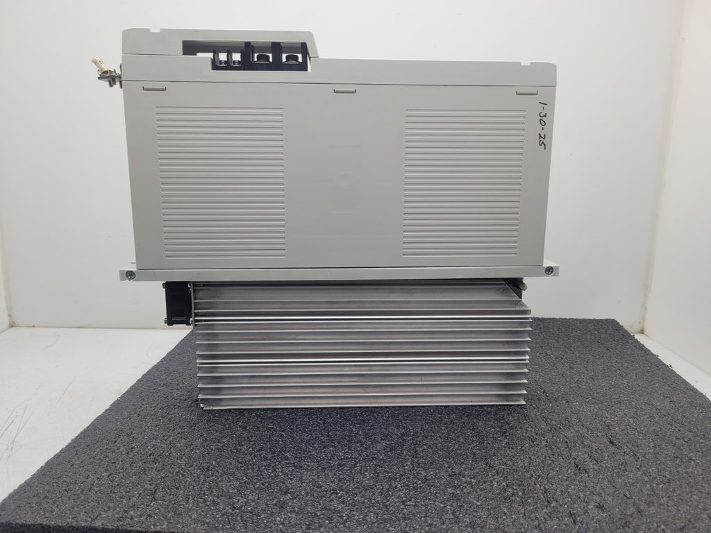 Mitsubishi Servo Drive  MDS-CH-V1-20 MELDAS AC Servo/Spindle MDS-CH 20A Control
