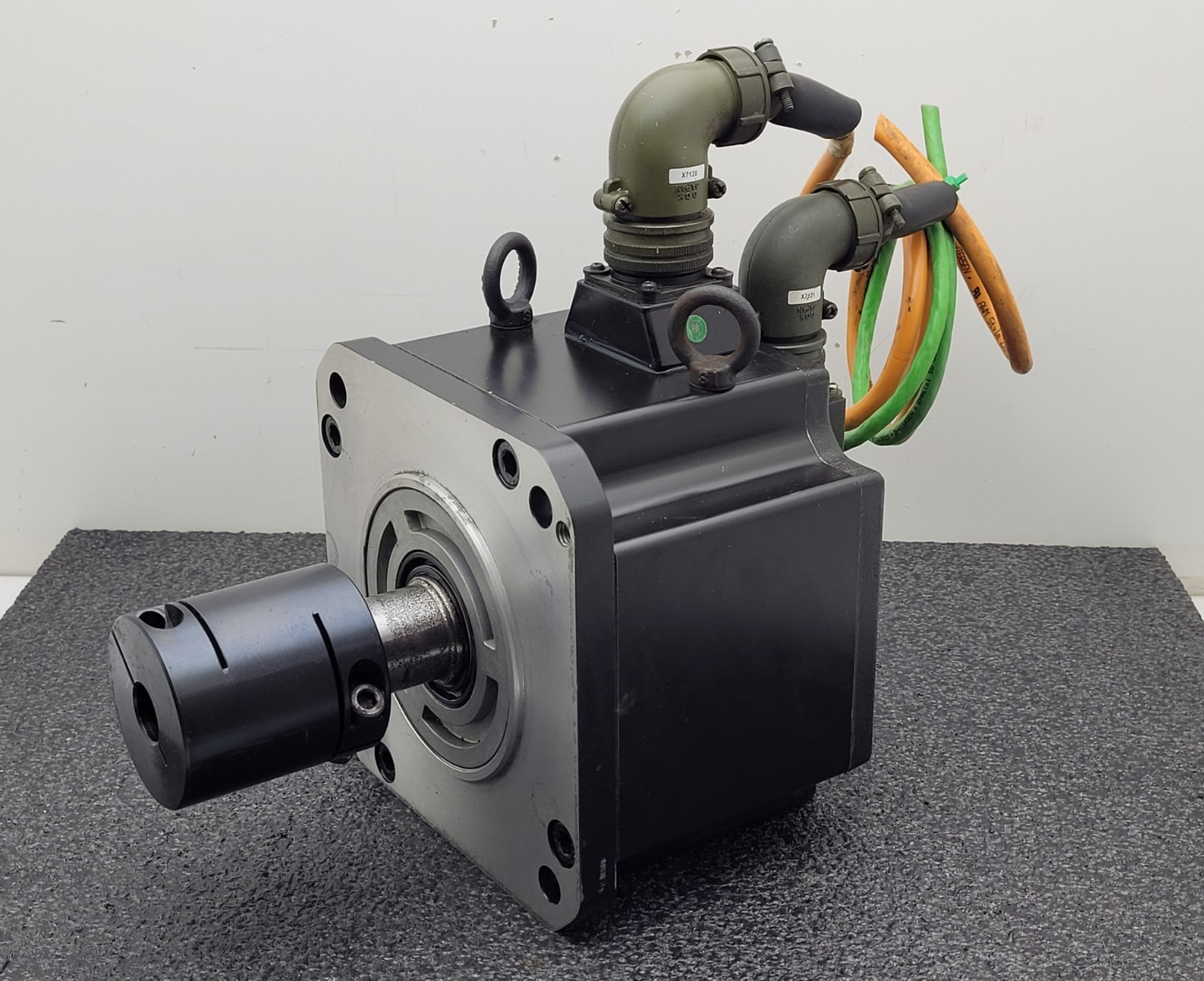 MITSUBISHI HC-H2035 AC Servo Motor 280V 4.8A 3000RPM Working Pull from CNC
