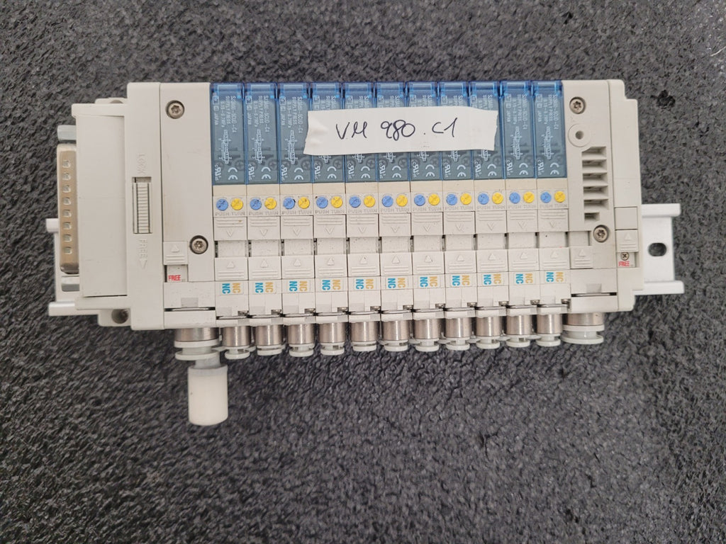 SMC SS5J3-60FD1-12M Valves 11x SJ3A60-5CUD-C4 Solenoid Stack DIN 0.15 ~ 0.7MPa