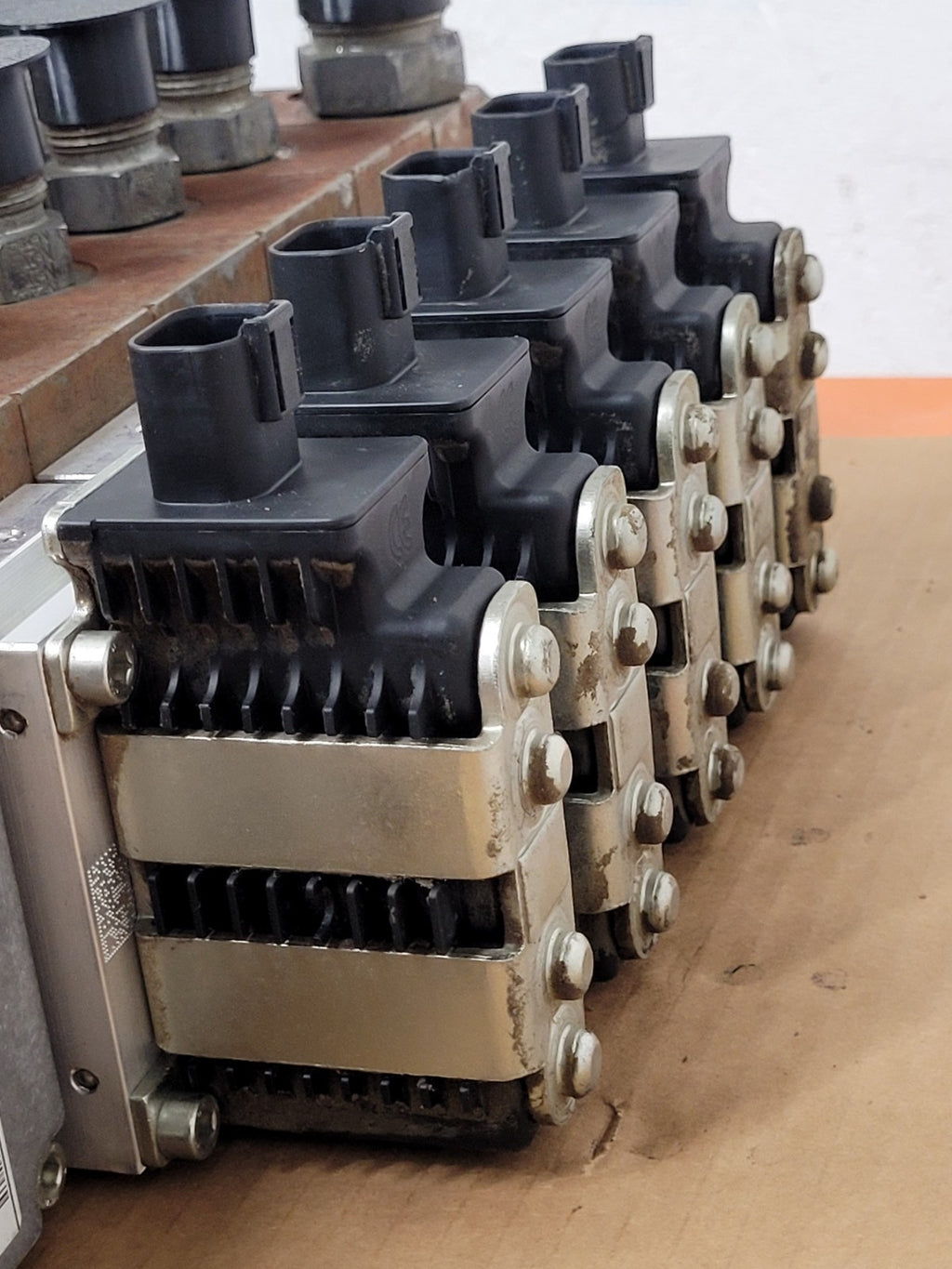 Danfoss HS159 PVG32 9x Hydraulic Valve Stack 5x 11177353 Proportional 3x Manual