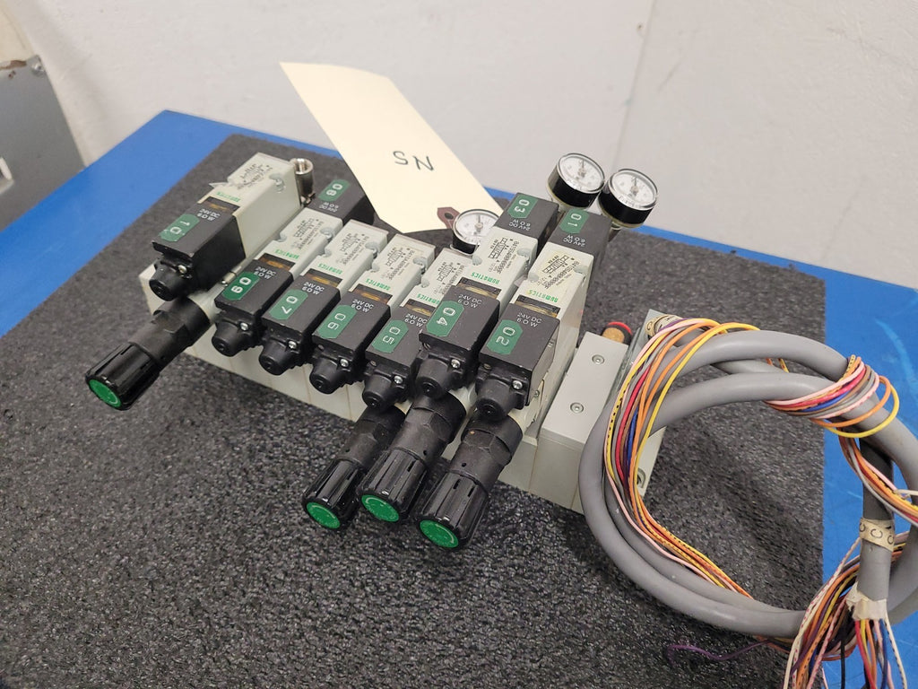 Numatics 7x Valve Solenoid 041SA400M0000F 4x Regulated Pneumatic Manifold N5
