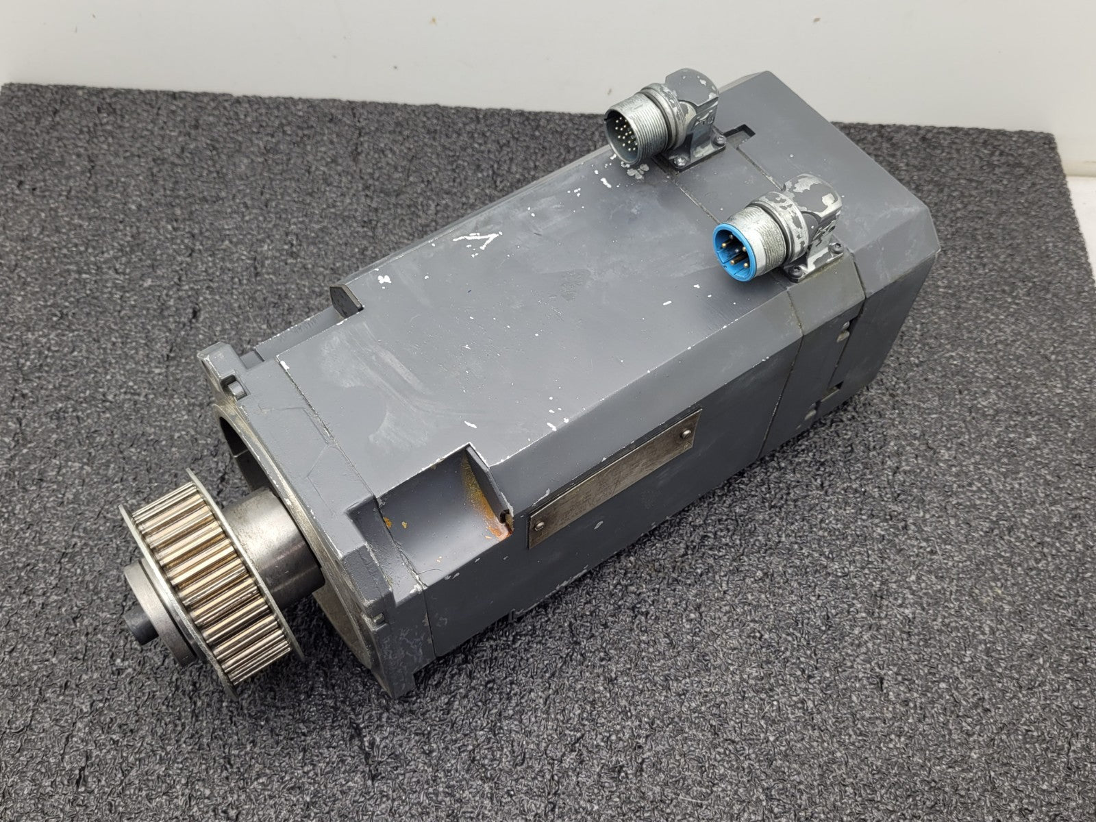 SIEMENS 1FT6062-6AH71-4AA0 Brushless Servo Motor 6Nm 4500RPM Encoder I-2048 [A]