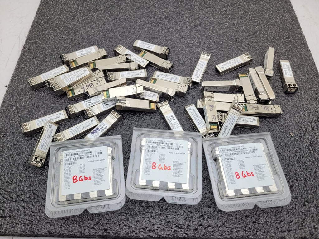 Lot of 54x Finisar Avago FTLF8528P3BCV 8GB 150m SFP+ FC Mini-GBIC Transceiver