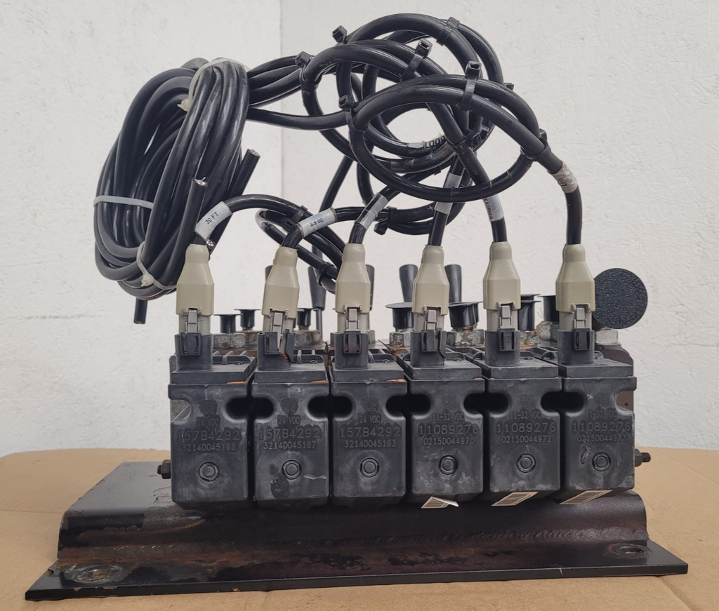 Danfoss PVG32 Proportional On/Off Hydraulic Valve Stack Radiometric 159B5163 K