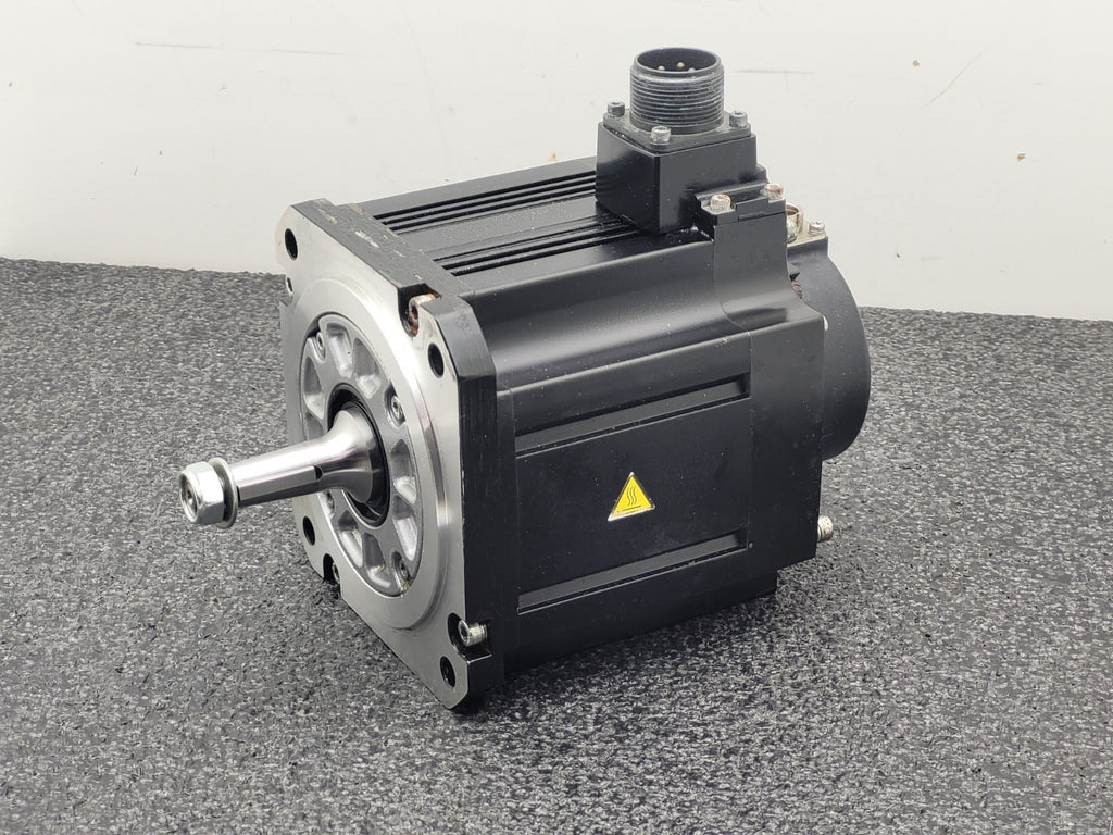 MITSUBISHI AC SERVO MOTOR HF154T 1.5kW 3000rpm 3PH 126V 8A