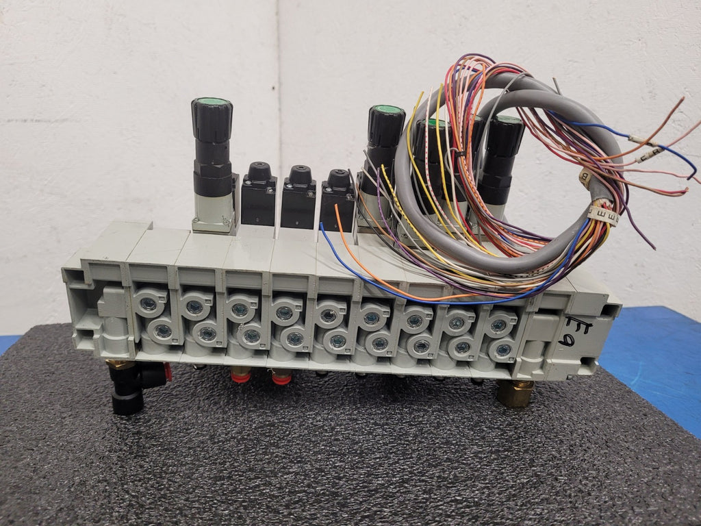 Numatics 8x Valve Solenoid 041SA400M0000F 5x Regulated Pneumatic Manifold N4