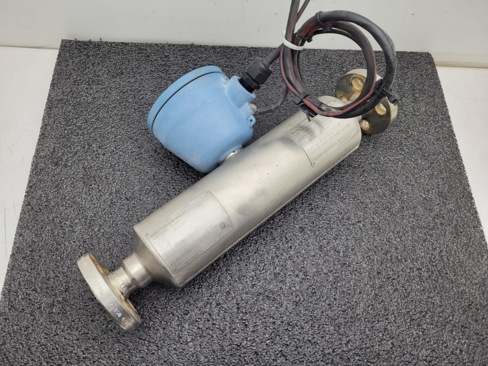 Micro Motion T050T613SQBAEZZZZ Mass Flow Sensor T Series Coriolis Meter 1/2"