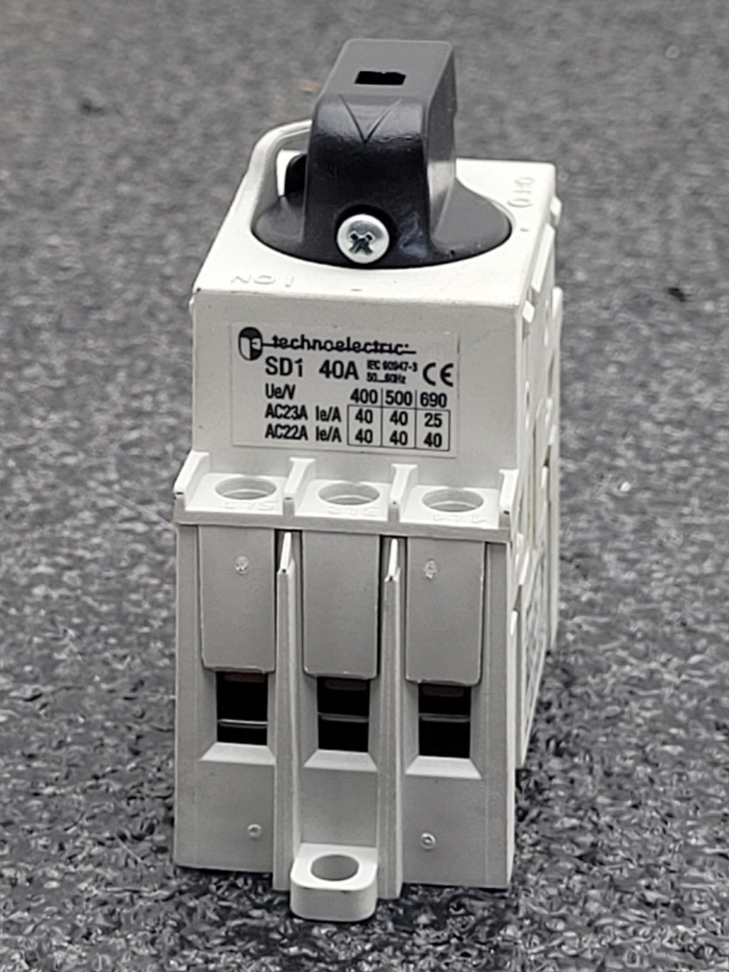 9 x Technoelectric SD1-040-BR SD1 Series 3-Pole 40A 600VAC Non-Fused Load Switch