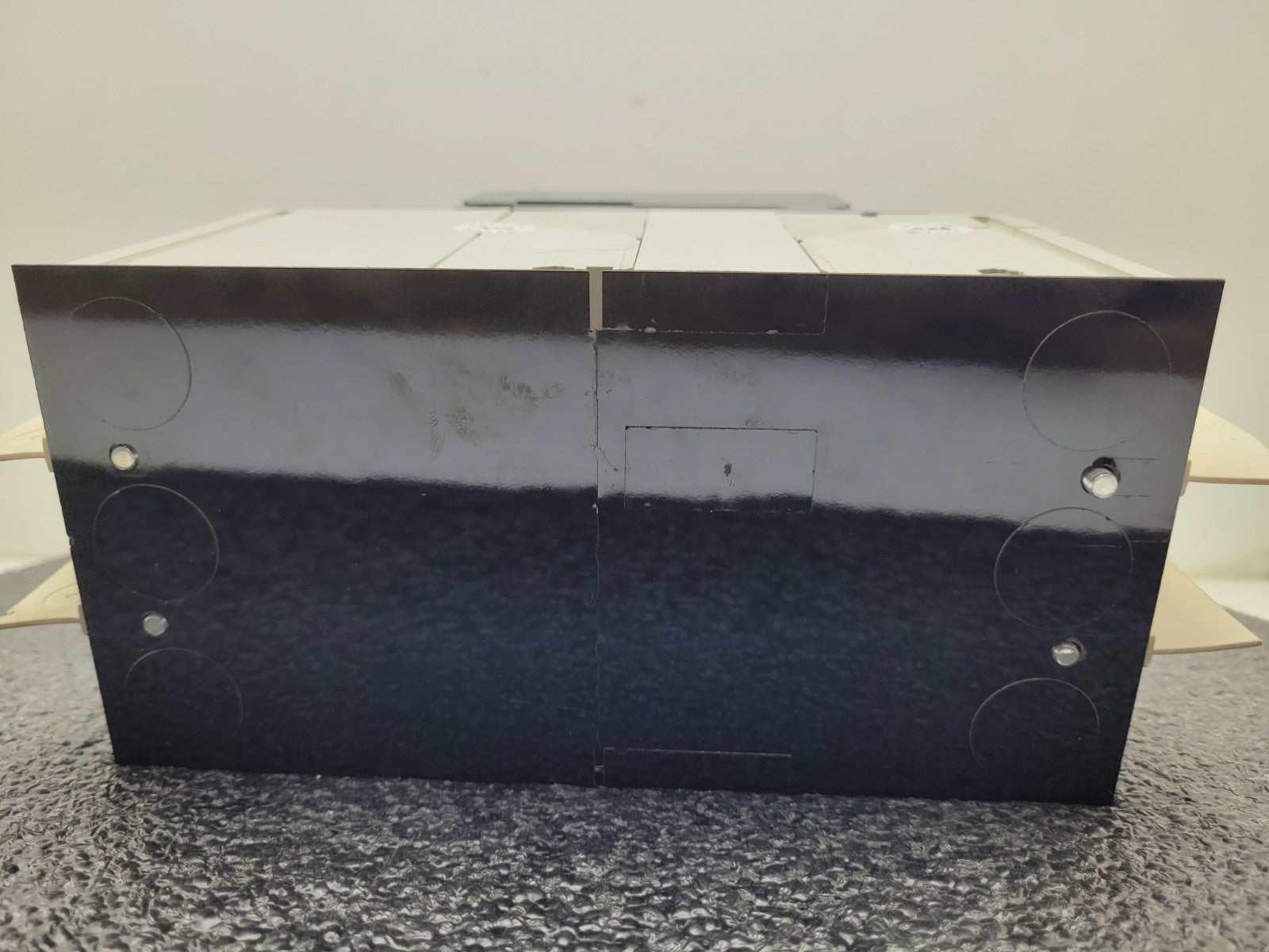 ABB TMAX T4H250 CIRCUIT BREAKER 125A  440VAC 65KA.