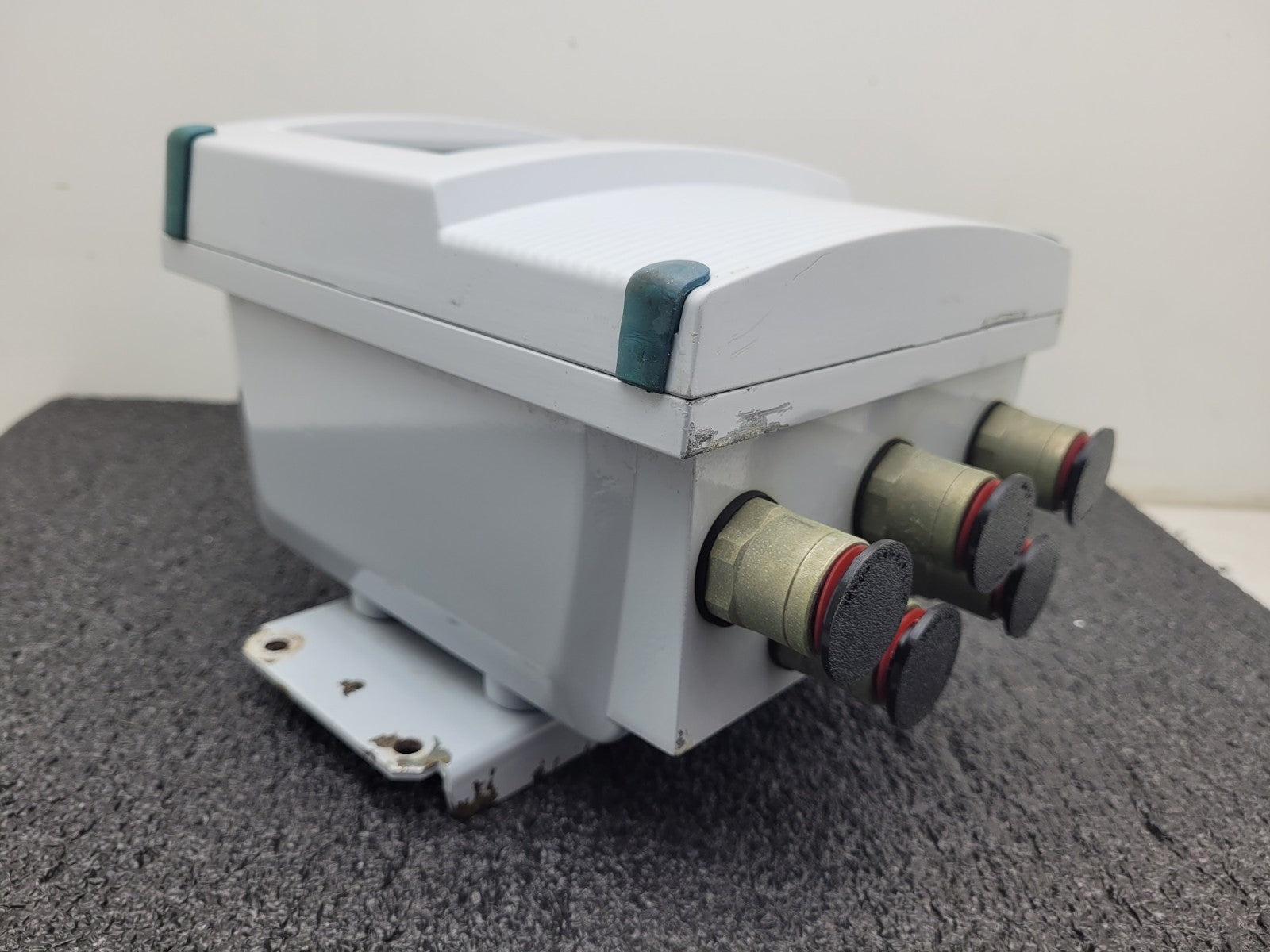 Yokogawa Admag AXFA11G-E2-21/A Magnetic Flowmeter Transmitter Transducer