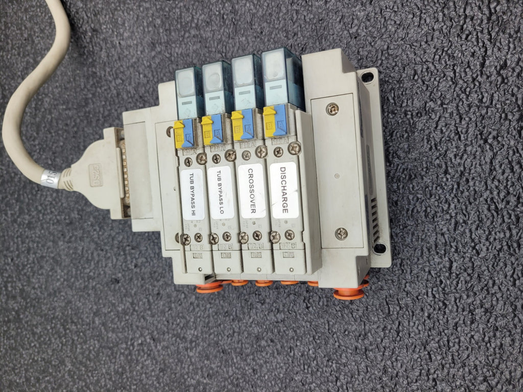 SMC SS5Y5-10F1-04B-N7 Pneumatic Dual Acting 4x Solenoid Valve Block