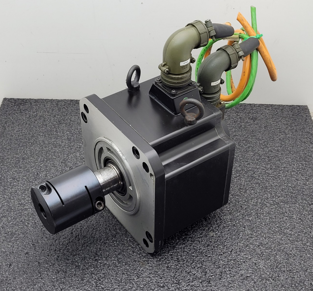 MITSUBISHI HC-H2035 AC Servo Motor 280V 4.8A 3000RPM Working Pull from CNC