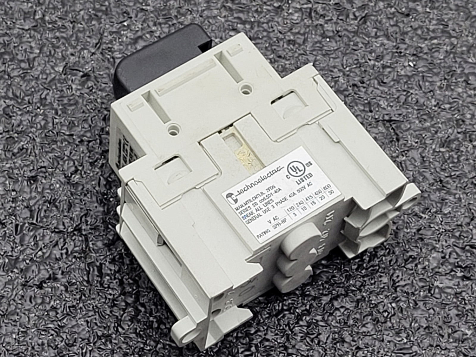 9 x Technoelectric SD1-040-BR SD1 Series 3-Pole 40A 600VAC Non-Fused Load Switch
