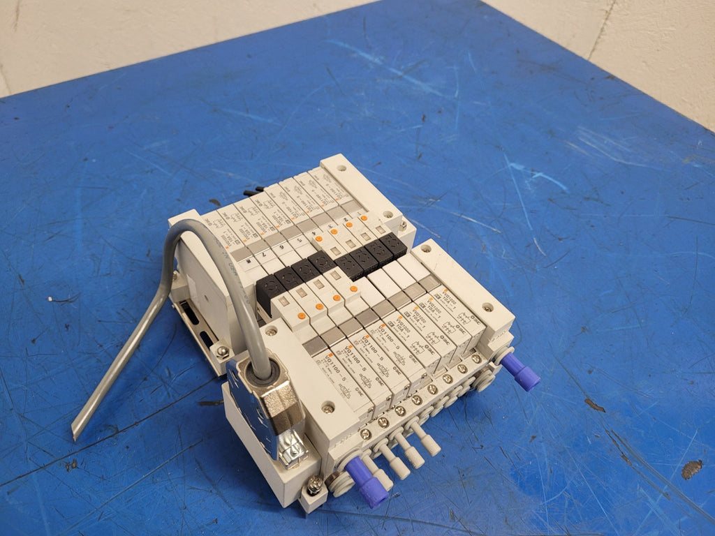 SMC 16 Valve VVQ2000-10A-1 2x Manifold VVQ2000-10A-1 VQ2301N-51 VQC2300N-51