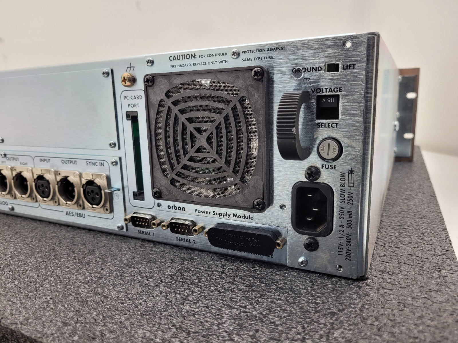 Orban Optimod-FM 8400 8400/HD/FM Broadcast Audio Processor No Display Output