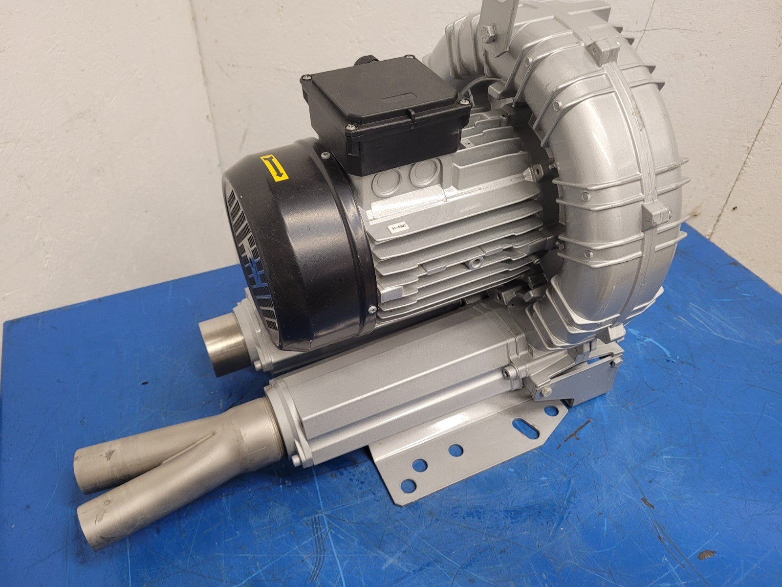 Herz HD240/FJET Industrial Centrifugal Blower 3PH 2.55kW K05SS Body 230-460VAC