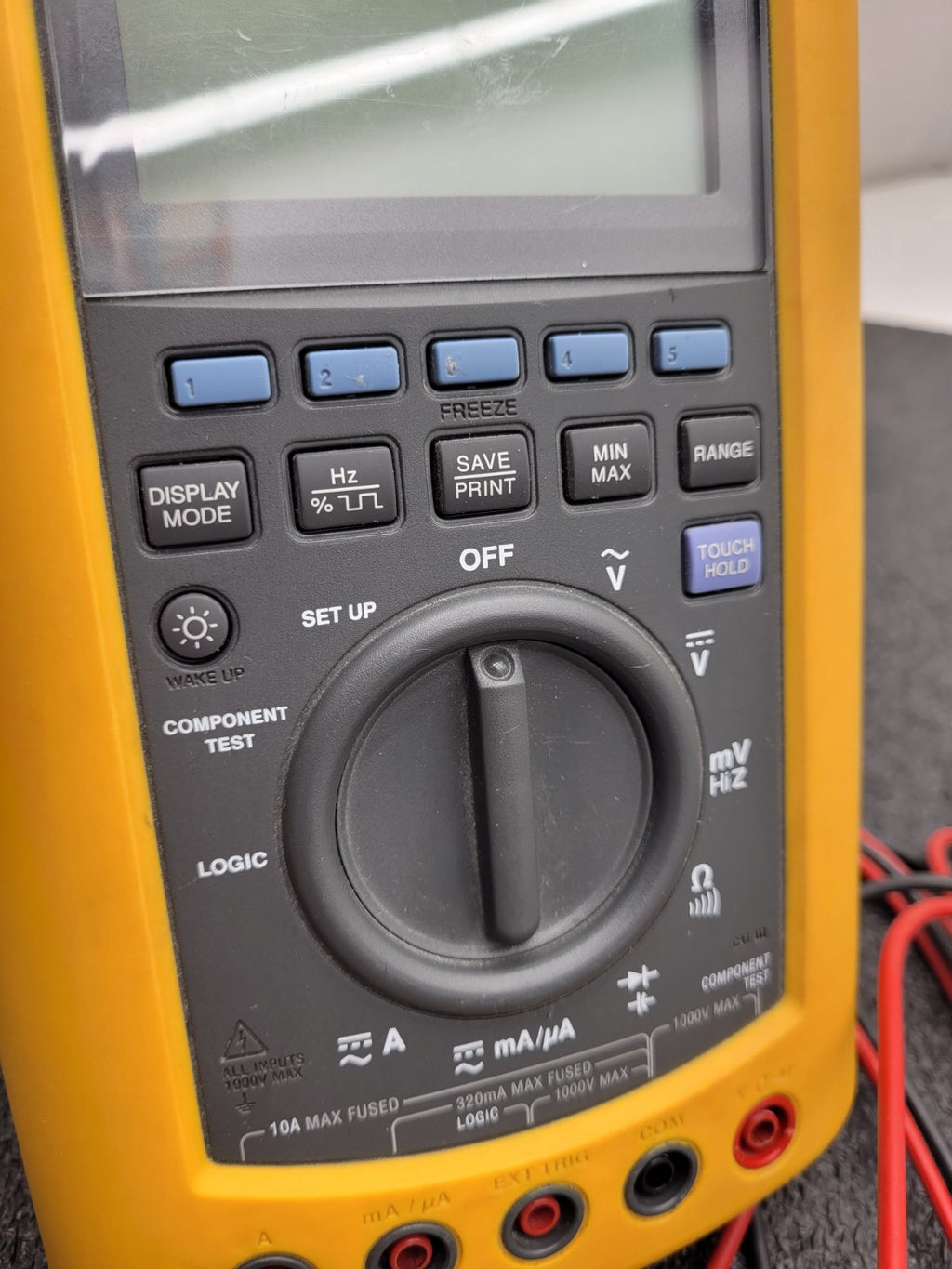 Fluke 867 Graphical Digital Multimeter 860 Series 867