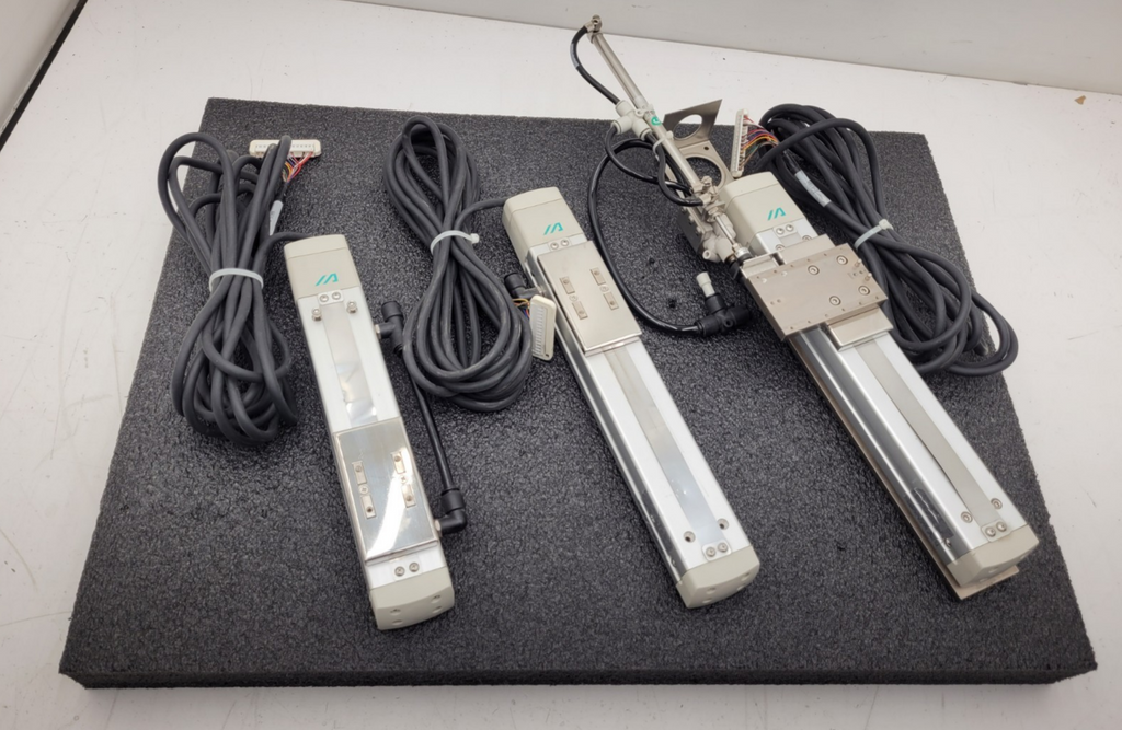Lot of 3x IAI Linear Screw Driven Steper Motor Actuator DS-S5H-150-G-CR [A]