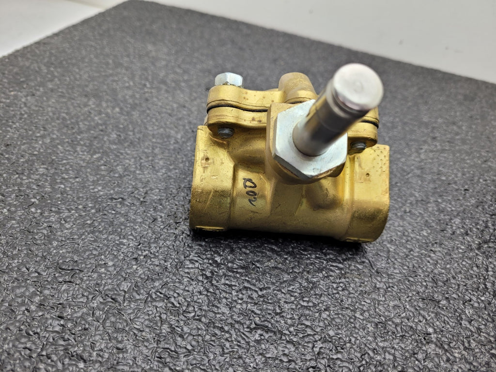 Parker U-16F24C2164A3F Gold Ring 2-Way Piloted Diaphragm Solenoid New
