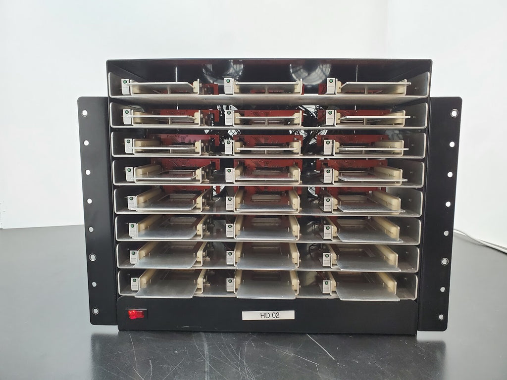OakGate Serial Cables 24-port 2.5” PCIe/NVMe Hot Swap Test Enclosure 6x mSAS Out