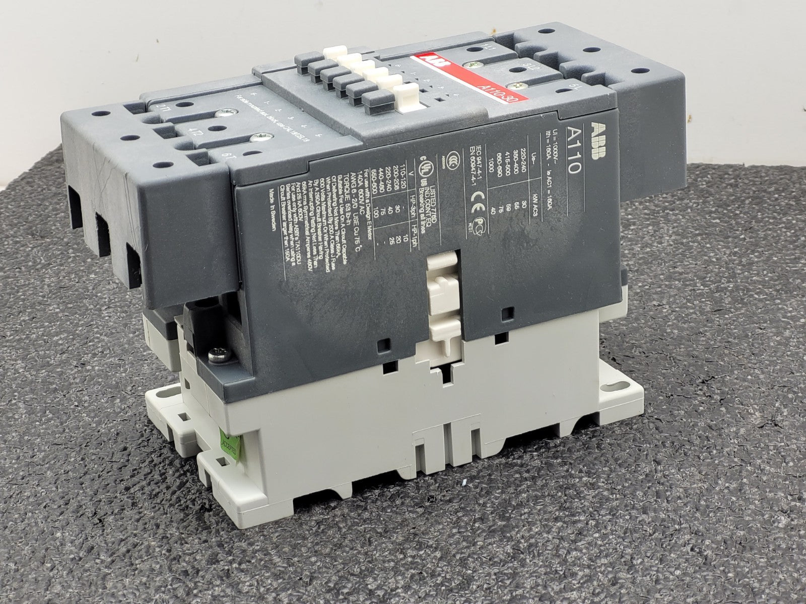 ABB A110-30 Contactor 110V-50Hz 115-120V-60Hz Coil w/ Auxillary CAL18-11