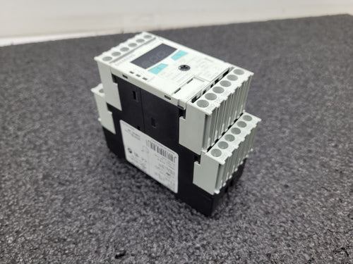 SIEMENS 3RS1041-1GW50 Temperature Monitoring Relay DIN Rail Mount 24VDC