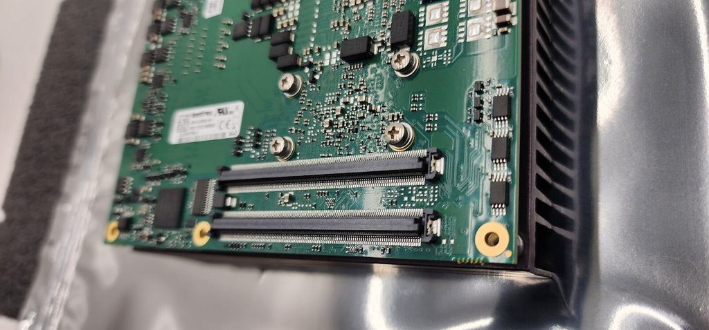 Kontron 38014-0000-16-1 COM Express COMe CHR6L111 Computer On A Board DDR3 C