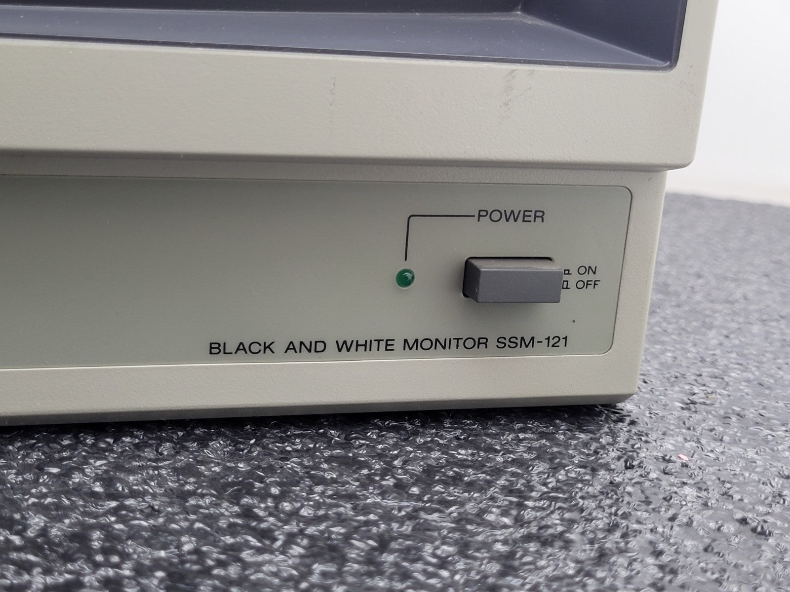SONY ssm-121 Black White Monitor 12 inch CRT BNC made in Korea 1995