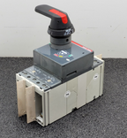 ABB TMAX T4H250 CIRCUIT BREAKER 125A  440VAC 65KA.